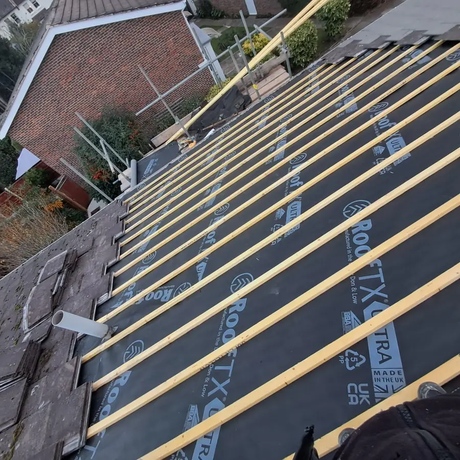 Battens fixed over new membrane, close view